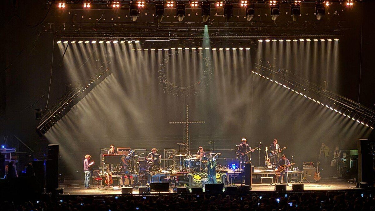 saez-concert-bercy-2025.jpg